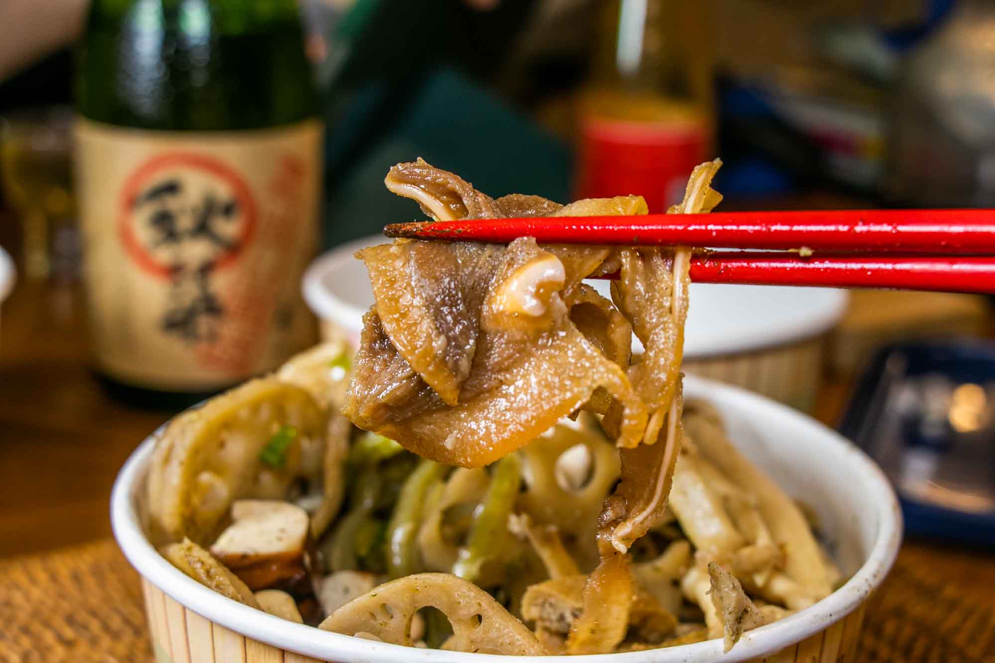 高雄 五甲滷味 配角擄胃 超乾淨平價 有內用區 特製香料滷製
