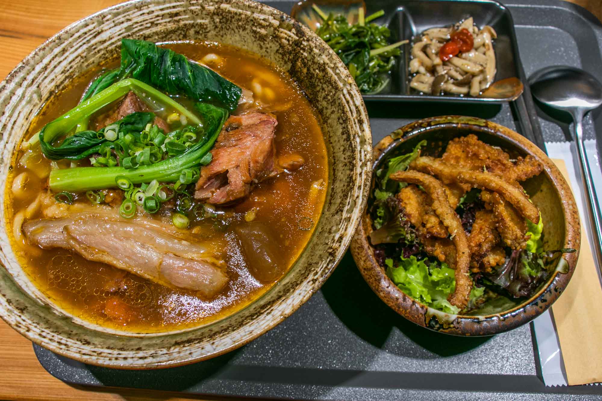 高雄美食 哈瑪星輕軌捷運 隨扈有灶 一個人也可以吃的精緻料理