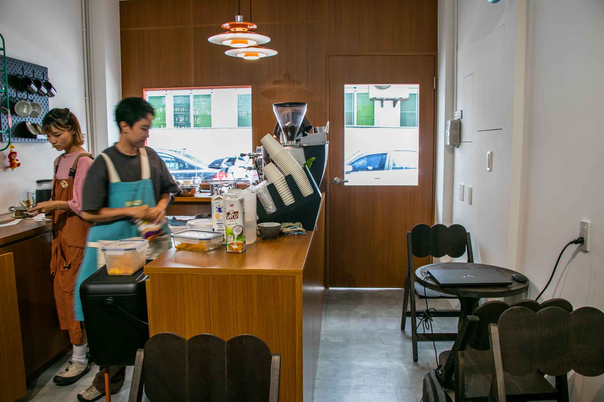 高雄街邊特色咖啡小店 打發DAFA 三民市場附近